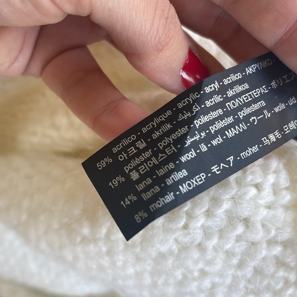 Zara Sweater - Picture 3 of 4